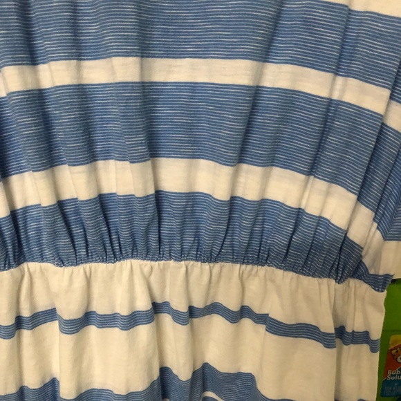 Lilly Pulitzer knit dress size medium - Picture 2 of 3